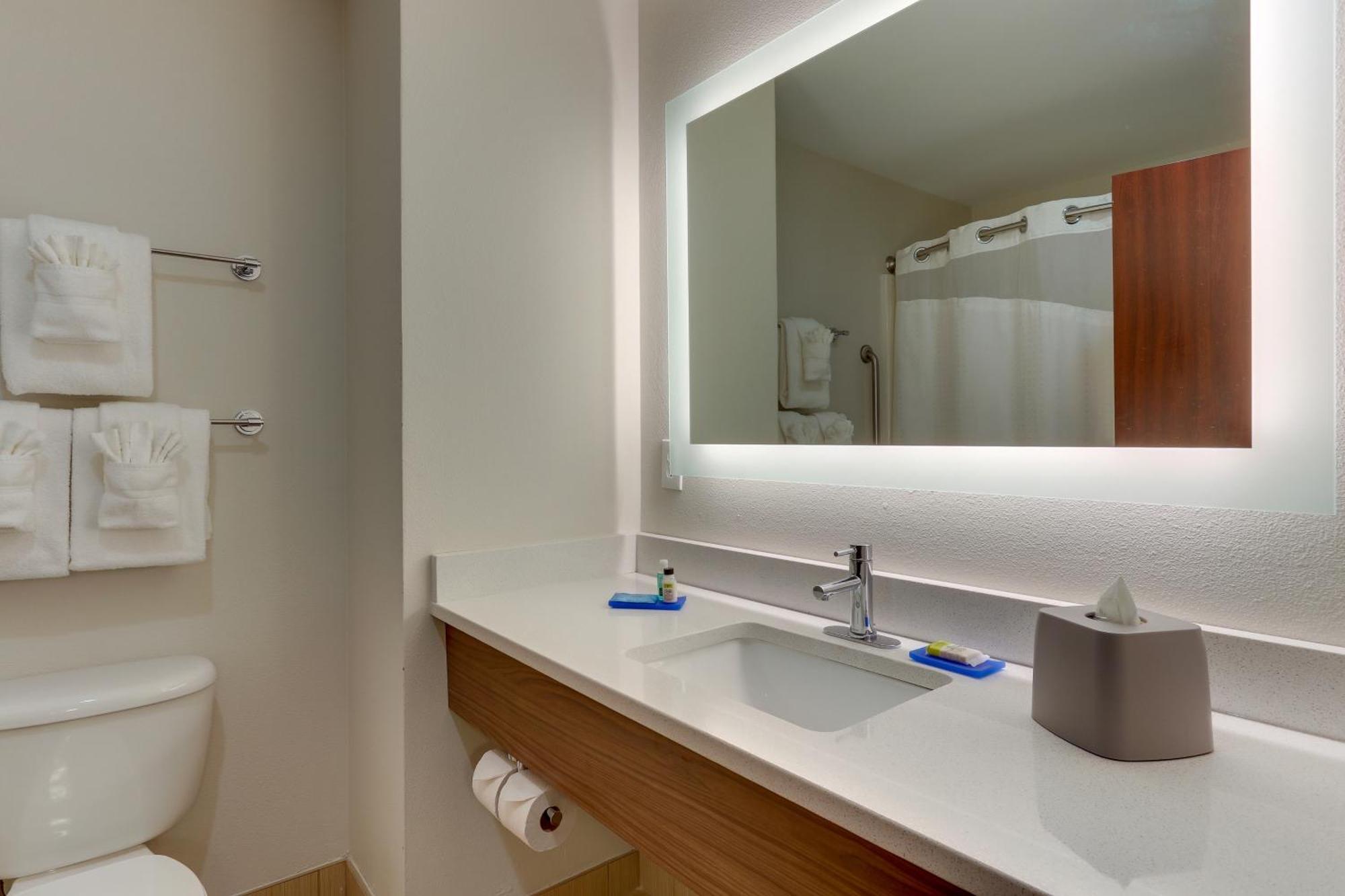 Holiday Inn Express Hotel & Suites Dayton-Centerville By Ihg Exterior foto